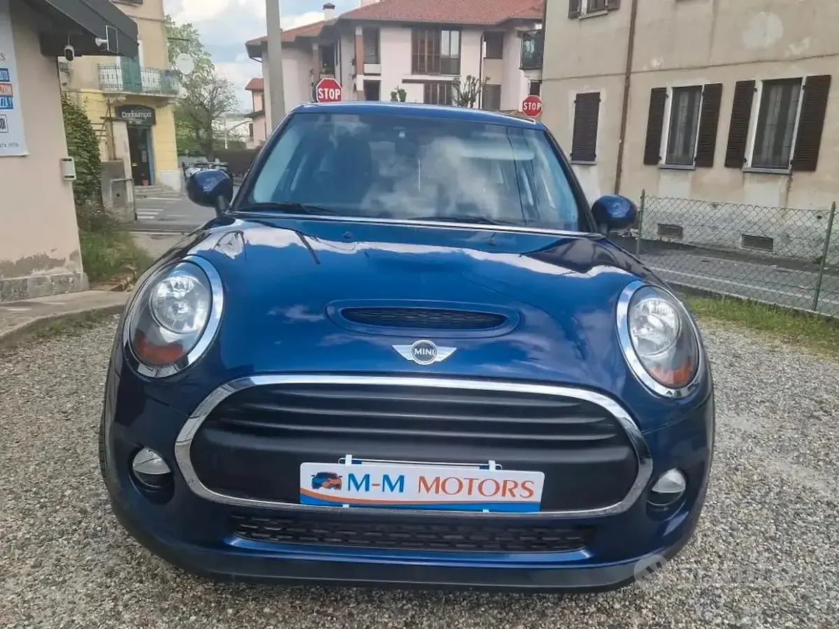 Usata Mini ONE 102 CV (75 kW) 2015 Blu/azzurro Utilitaria