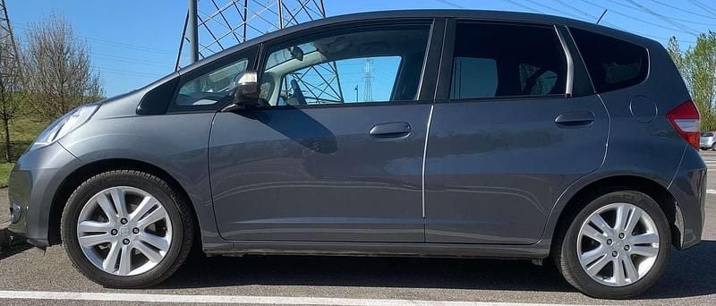 Usata Honda Jazz 99 CV (72 kW) 2014 Grigio Utilitaria