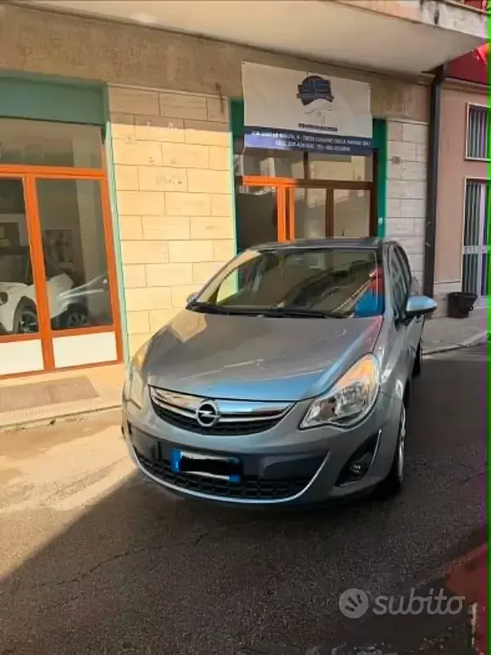 Usata Opel Corsa 86 CV (63 kW) 2012 Grigio Utilitaria