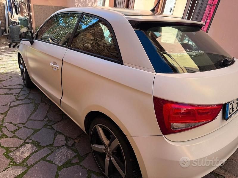 Usata Audi A1 105 CV (77 kW) 2011 Utilitaria