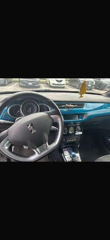 Usata Citroën DS3 Chic 75 CV (55 kW) 2015 Berlina