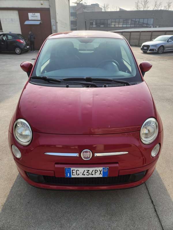 Usato 2011 Fiat 500 1.2 Benzin 69 CV (6.399 €)