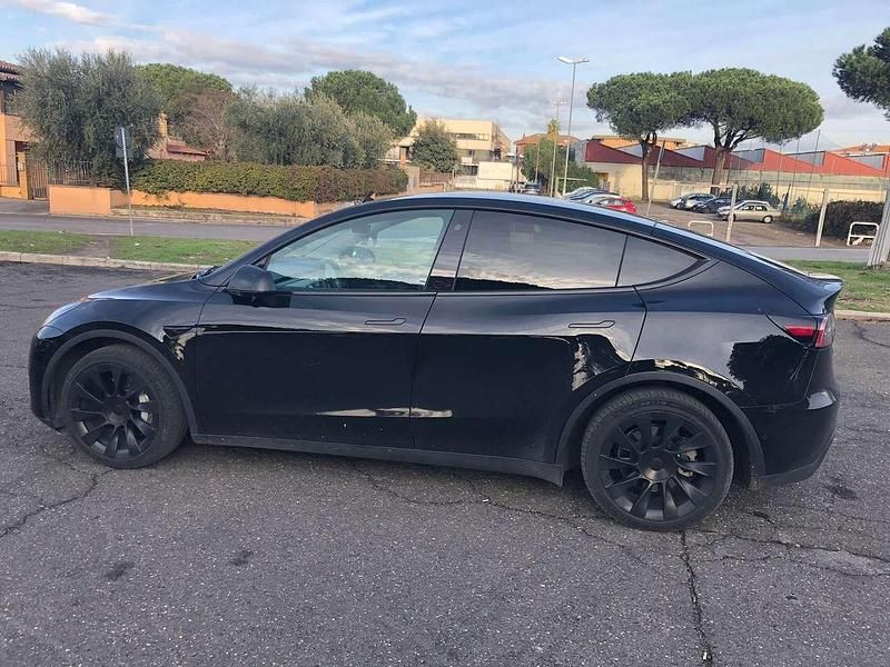Usata Tesla Model Y 152 kW (208 CV) 2022 Nero SUV