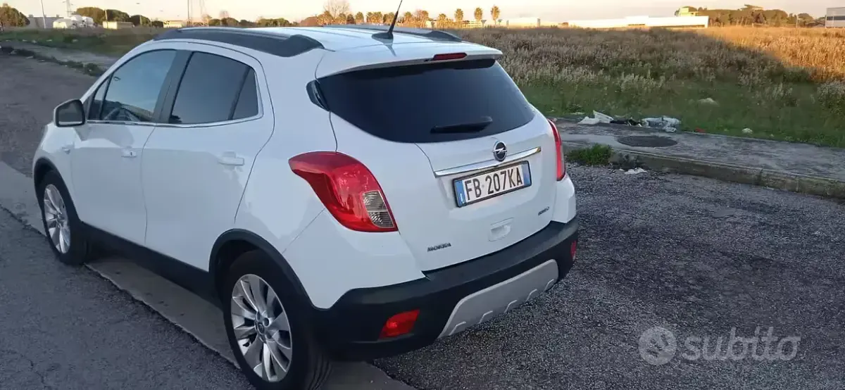 Usata Opel Mokka 140 CV (102 kW) 2015 SUV