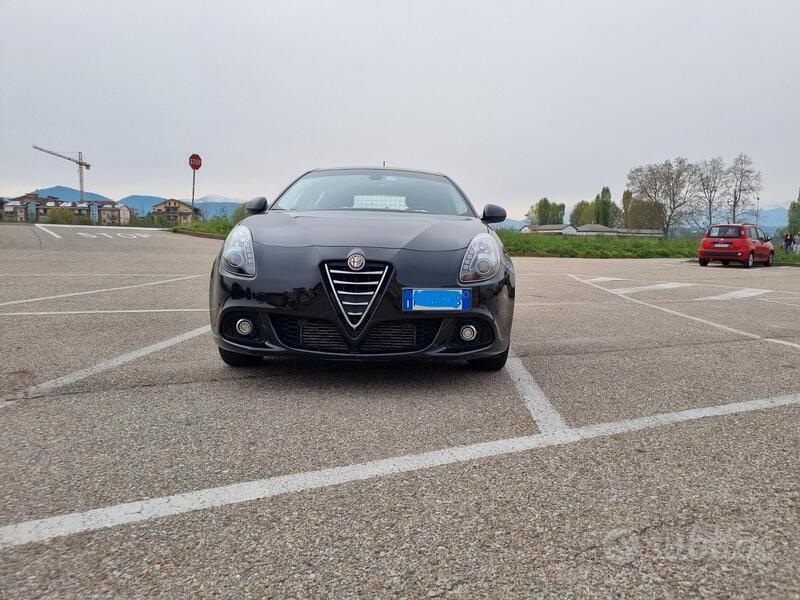 Usato 2016 Alfa Romeo Giulietta 2.0 Diesel 150 CV (12.500 €)
