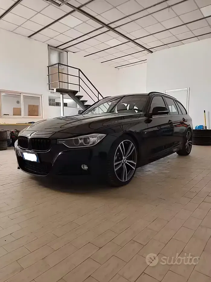Begagnad BMW 330 M Sport 258 HK (189 kW) 2015 Blå Sedan