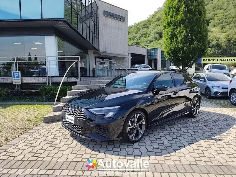 Usata Audi A3 Sportback S-Line 150 CV (110 kW) 2022 Utilitaria