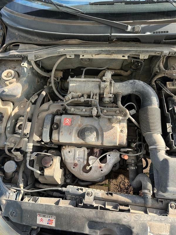 Usata Peugeot 1007 75 CV (55 kW) 2003 Monovolume