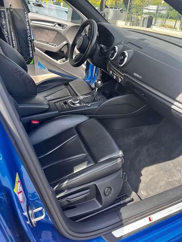 Usata Audi RS3 Ambiente 400 CV (294 kW) 2019 Blu/azzurro Berlina