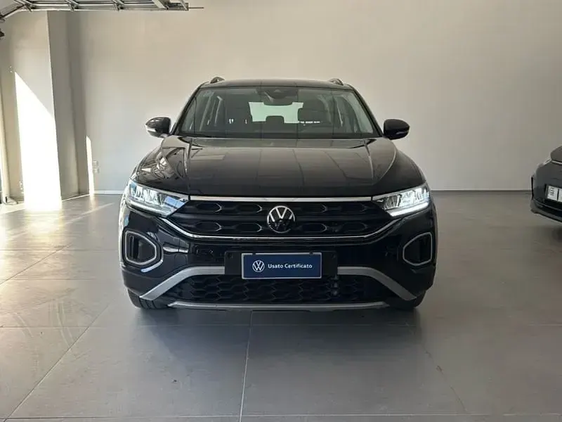 Usata VW T-Roc Life 110 CV (80 kW) 2023 Nero SUV