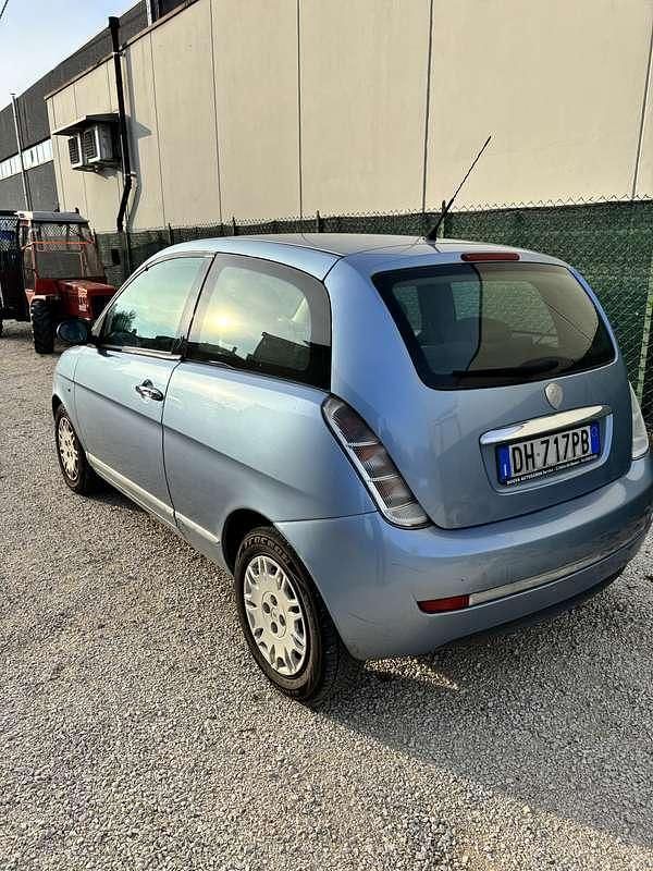 Usata Lancia Ypsilon 77 CV (56 kW) 2007 Utilitaria