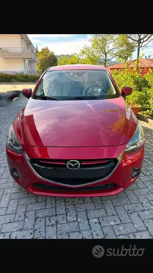 Usata Mazda 2 105 CV (77 kW) 2016 Rosso Berlina