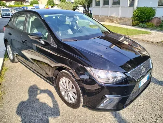 Usata Seat Ibiza Style 80 CV (58 kW) 2018 Nero pastello Utilitaria