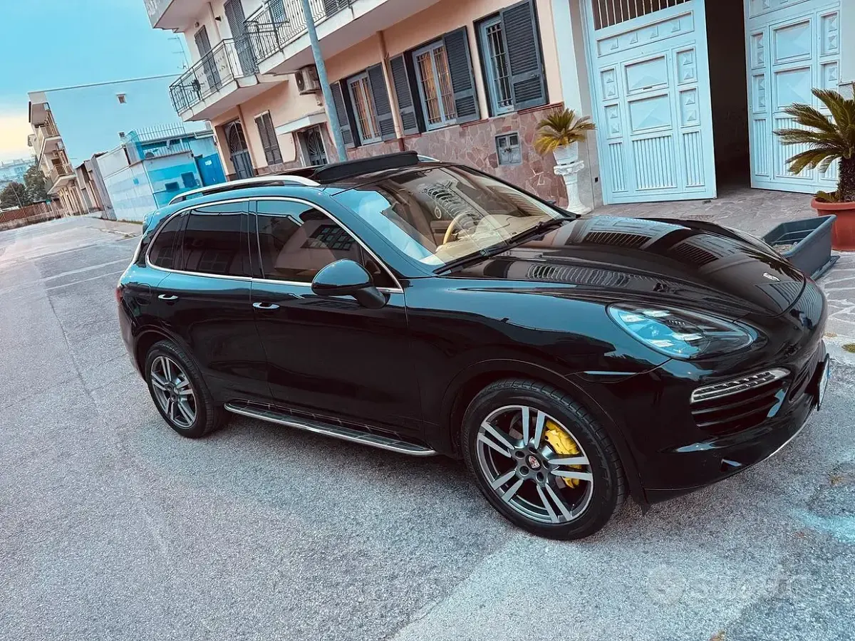 Usata Porsche Cayenne 245 CV (180 kW) 2011 SUV