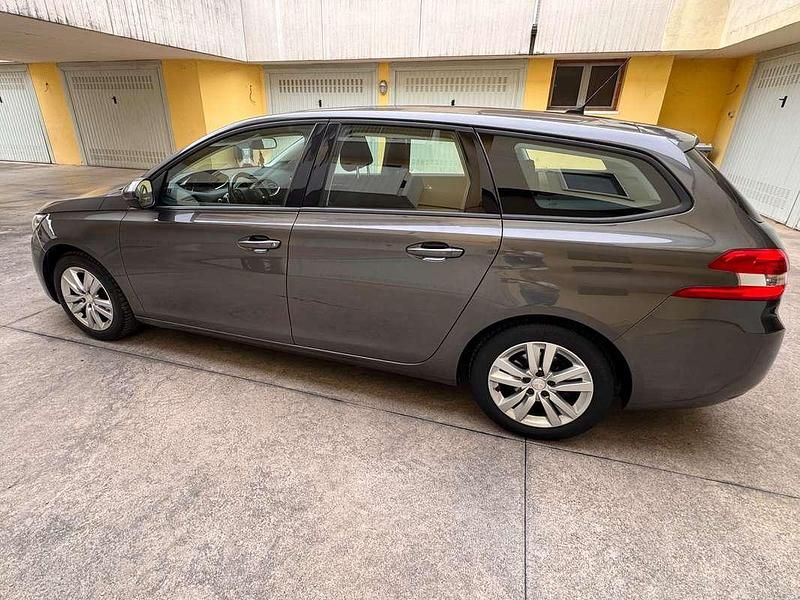 Usata Peugeot 308 Business-Line 131 CV (96 kW) 2019 Bronzo Station wagon