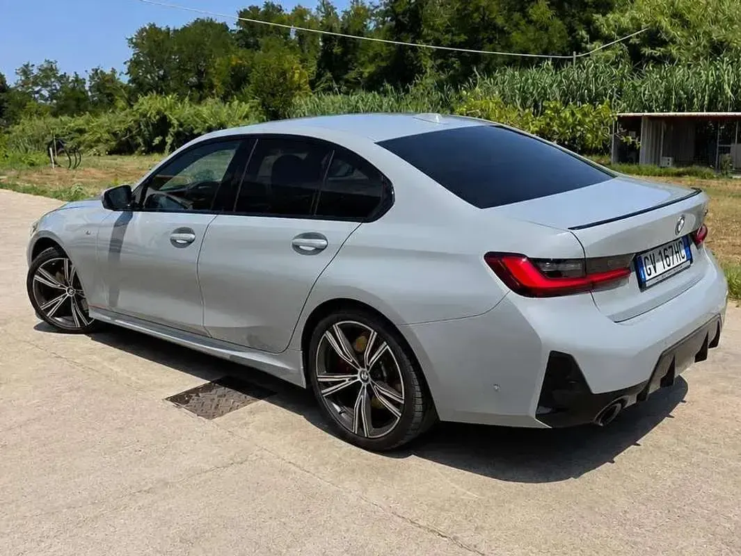 Usata BMW 320 M Sport 190 CV (139 kW) 2024 Argento Berlina