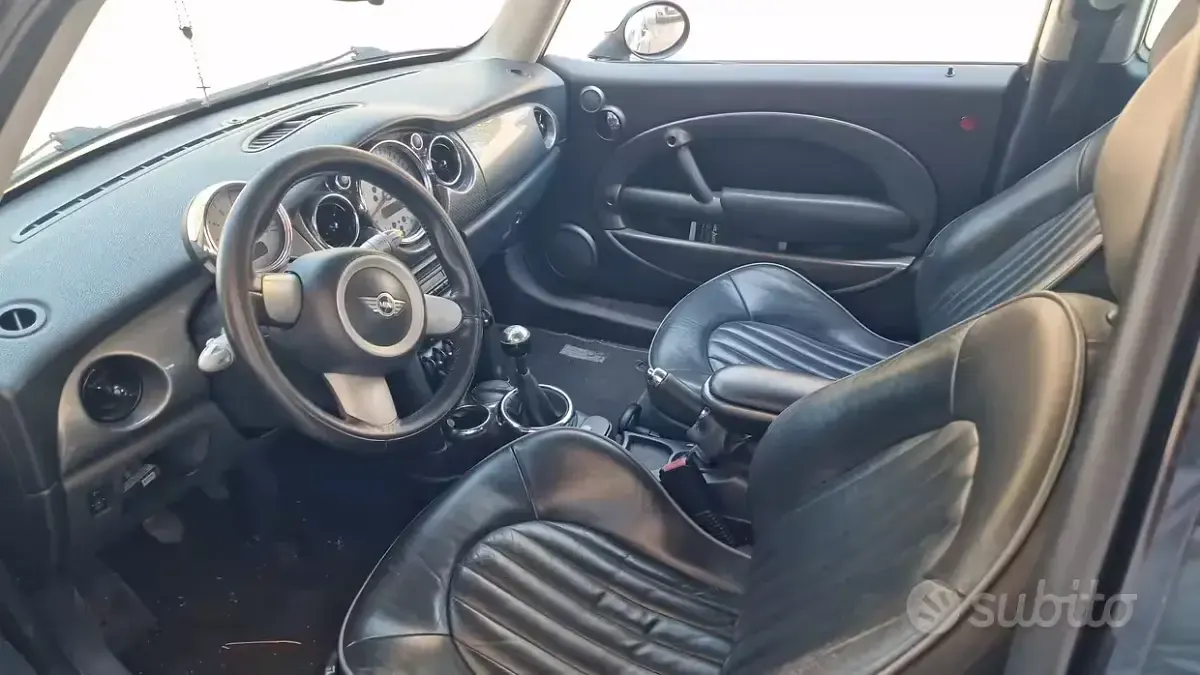 Usata Mini One D 88 CV (64 kW) 2006 Grigio Utilitaria