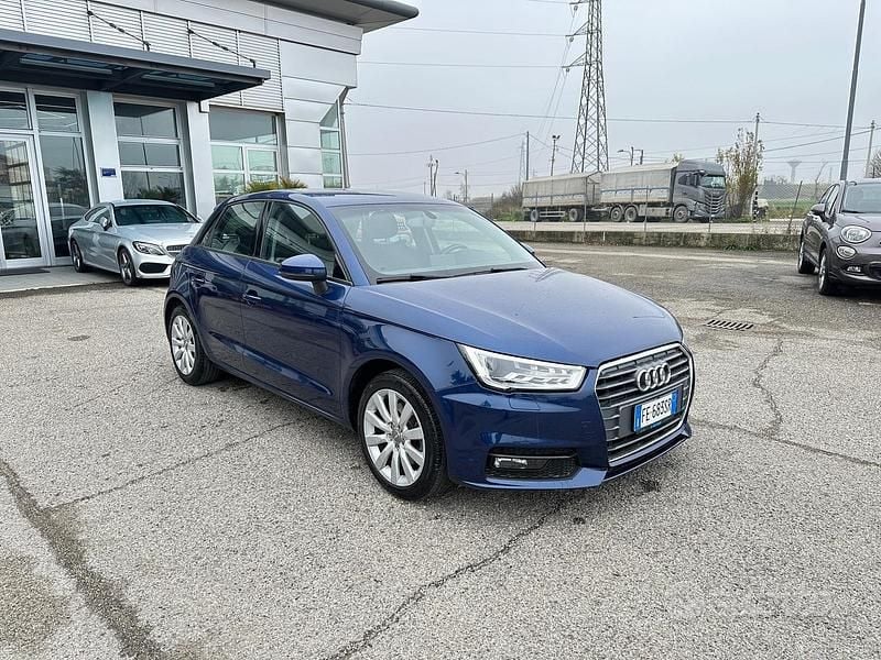 Usata Audi A1 Design 116 CV (85 kW) 2016 Blu/azzurro Berlina