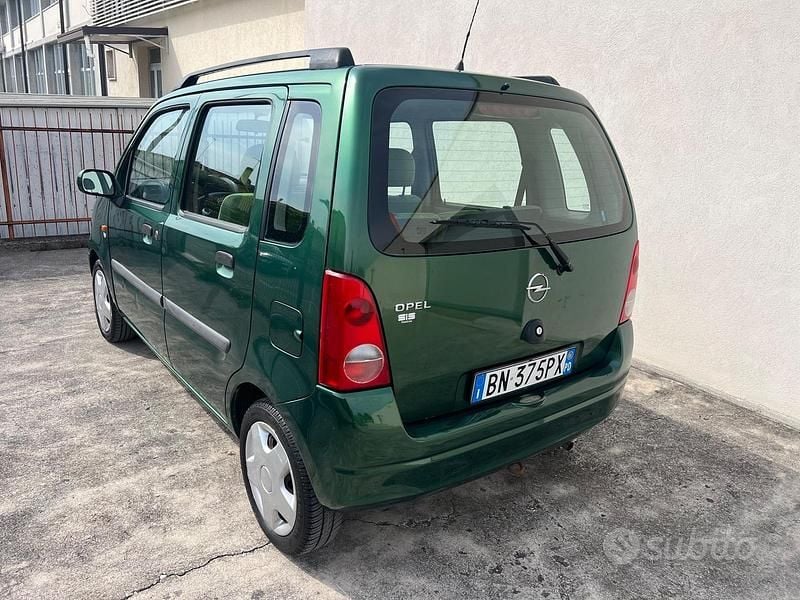 Usata Opel Agila 58 CV (42 kW) 2001 Verde Monovolume