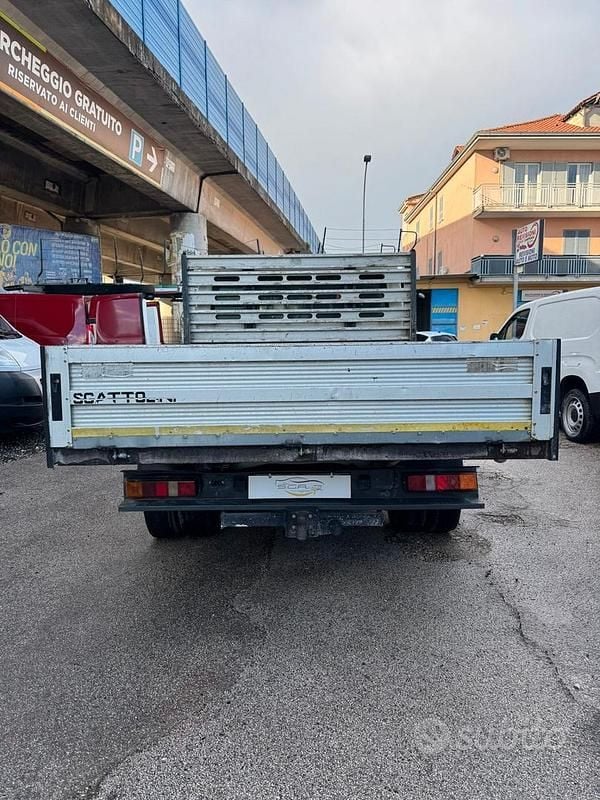 Usata Ford Transit 125 CV (91 kW) 2002 Bianco Berlina