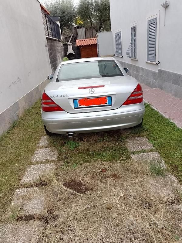 Usata Mercedes SLK200 2000 Grigio Cabrio