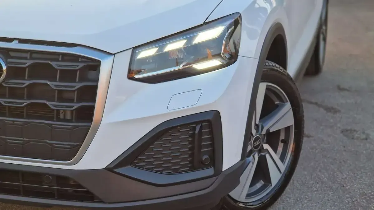 Usata Audi Q2 Business Plus 116 CV (85 kW) 2022 Bianco SUV