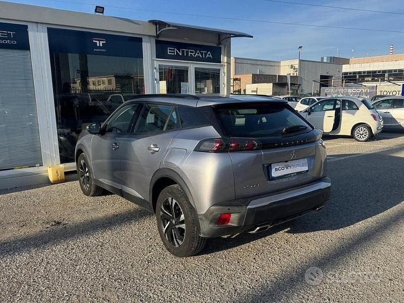 Occasion Peugeot 2008 Active 131 ch (96 kW) 2020 Gris SUV