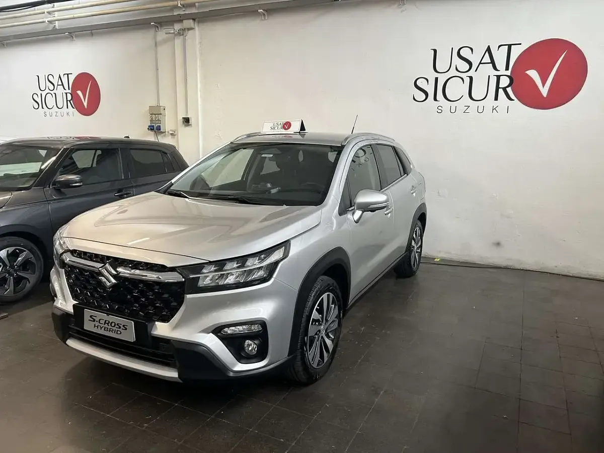 Usata Suzuki SX4 S-Cross 129 CV (94 kW) 2025 Argento SUV
