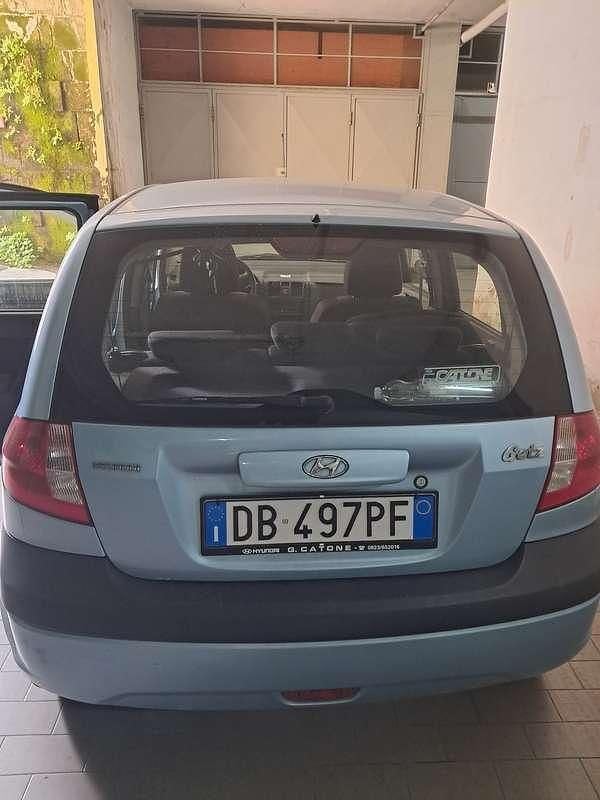 Usata Hyundai Getz Style 66 CV (48 kW) 2006 Blu Utilitaria