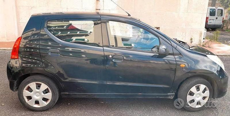 Usata Suzuki Alto 53 CV (38 kW) 2009 Nero Utilitaria