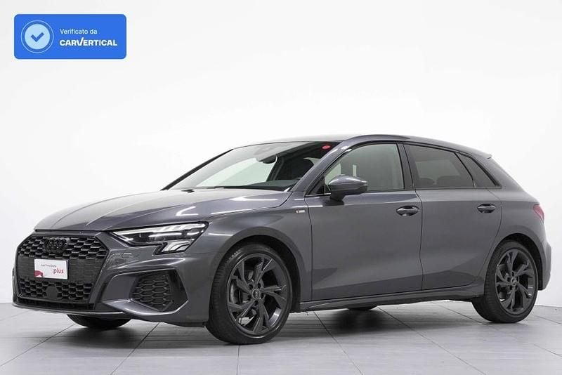 Usata Audi A3 S-Line 150 CV (110 kW) 2022 Grigio daytona perla Berlina