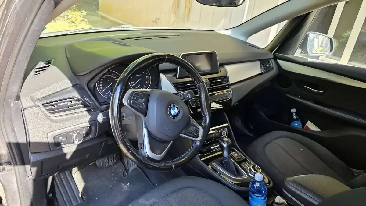 Usata BMW 218 Active Tourer Advantage 150 CV (110 kW) 2017 Grigio Monovolume