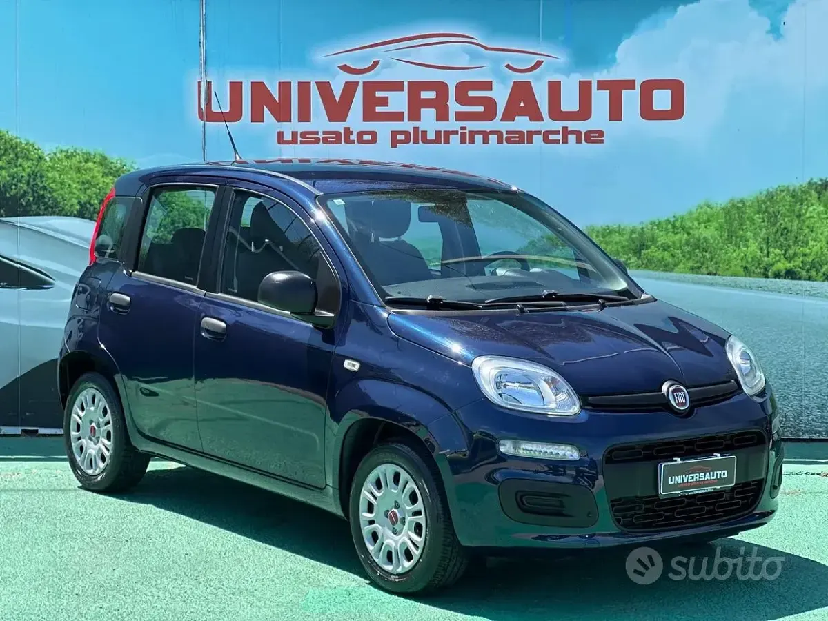 Usata Fiat Panda Easy 69 CV (50 kW) 2019 Blu Utilitaria