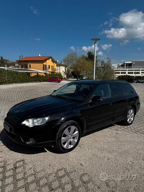 Usata Subaru Outback 2008 Nero Station wagon