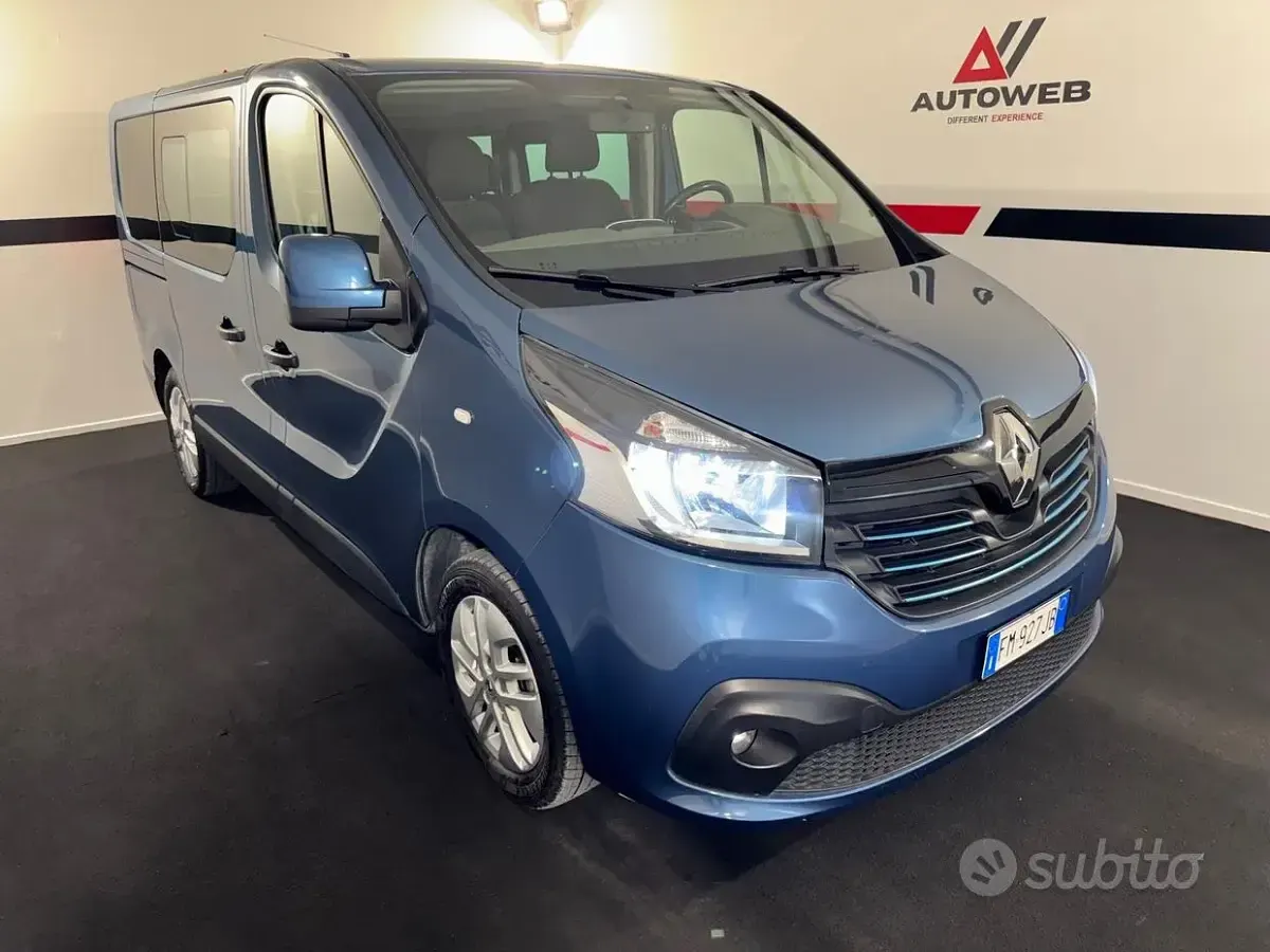 Usata Renault Trafic Intens 125 CV (91 kW) 2017 Bluazzurro Monovolume