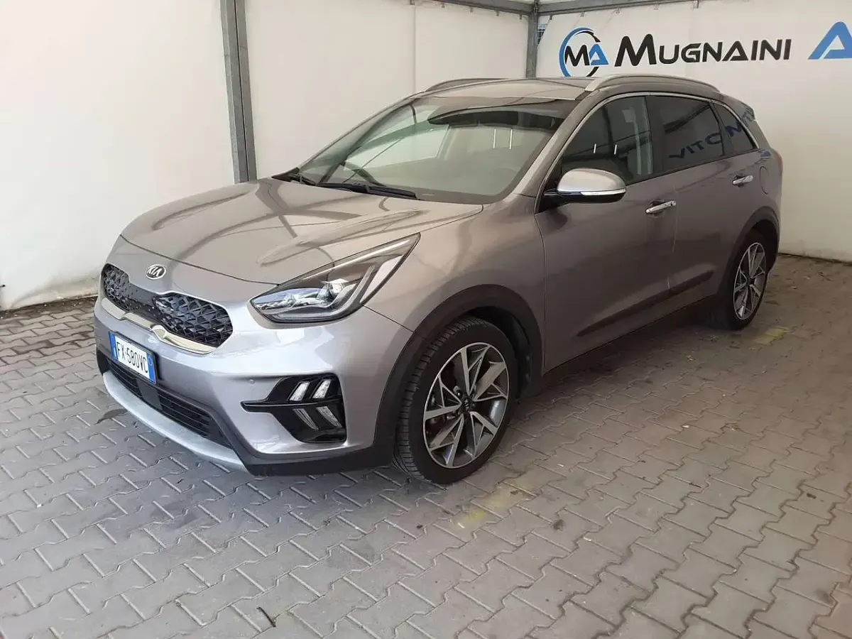 Usata Kia Niro 105 CV (77 kW) 2019 Argento SUV