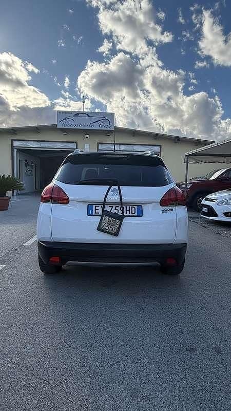 Usata Peugeot 2008 Allure 92 CV (67 kW) 2015 SUV