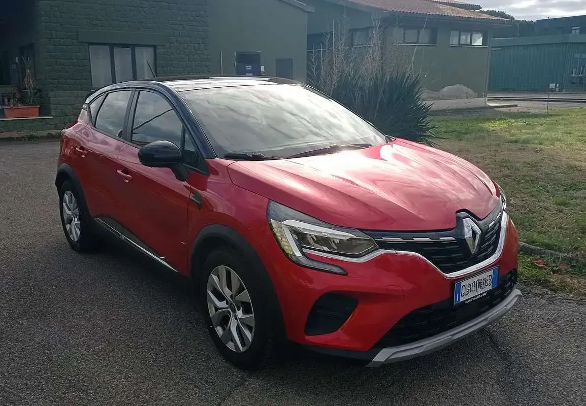 Usata Renault Captur Life 101 CV (74 kW) 2020 SUV