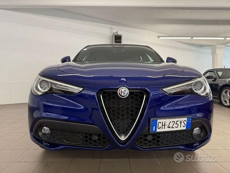 Usata Alfa Romeo Stelvio Ti 210 CV (154 kW) 2022 Blu SUV
