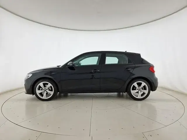 Usata Audi A1 Sportback Admired 110 CV (80 kW) 2022 0e nero mito metallizzato Utilitaria