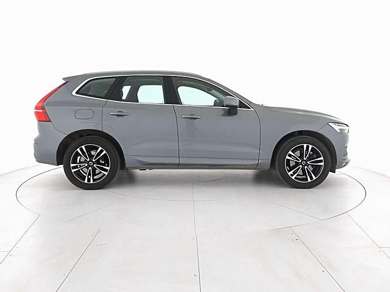 Usata Volvo XC60 Momentum 197 CV (144 kW) 2021 Grigio SUV
