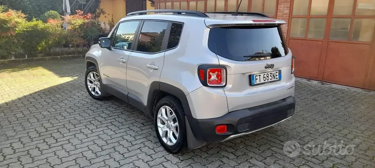 Usata Jeep Renegade 140 CV (102 kW) 2019 Grigio SUV