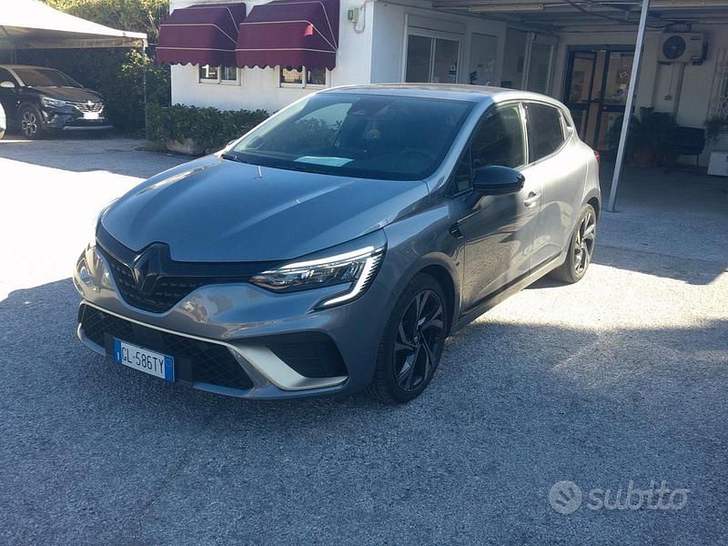 Occasion Renault Clio V Engineered 145 ch (106 kW) 2023 Gris Berline