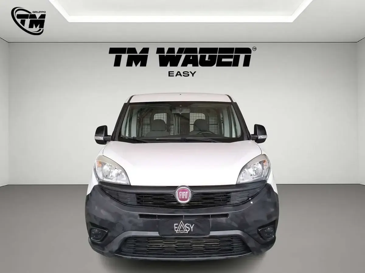 Usata Fiat Doblò 90 CV (66 kW) 2016 Bianco Monovolume