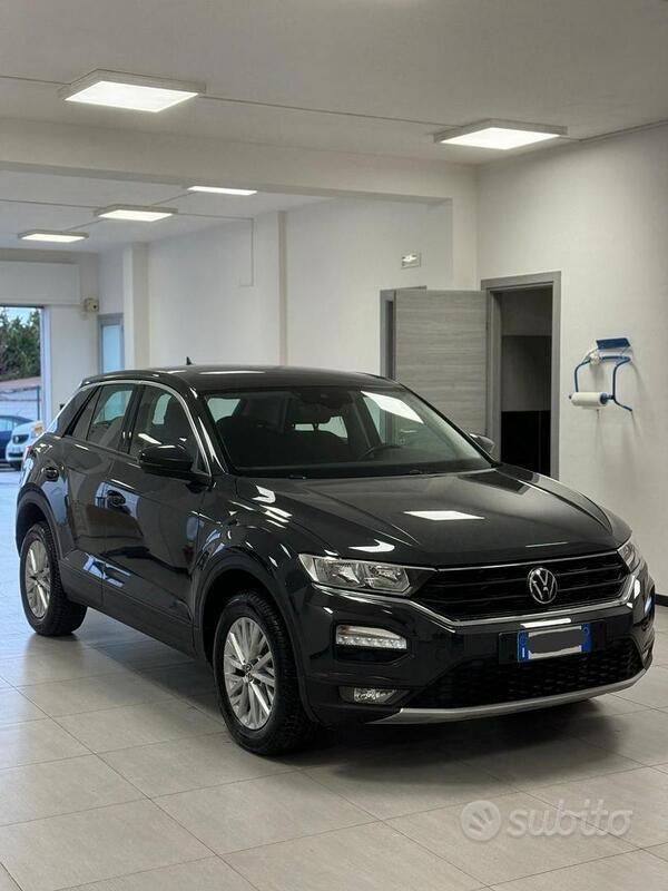 Usata VW T-Roc Sport 150 CV (110 kW) 2021 Grigio SUV