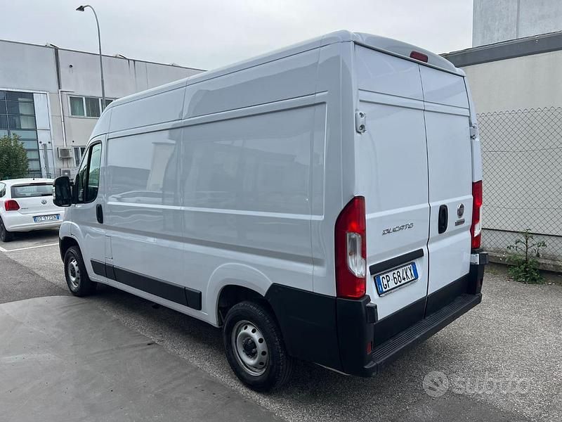 Usata Fiat Ducato 33 Easy 140 CV (102 kW) 2023 Bianco Furgone