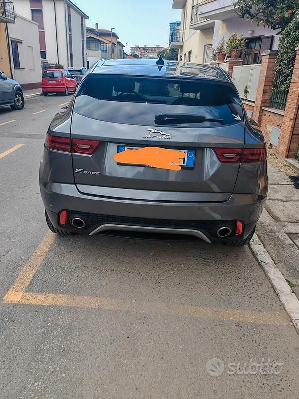Usata Jaguar E-Pace 150 CV (110 kW) 2019 Grigio SUV