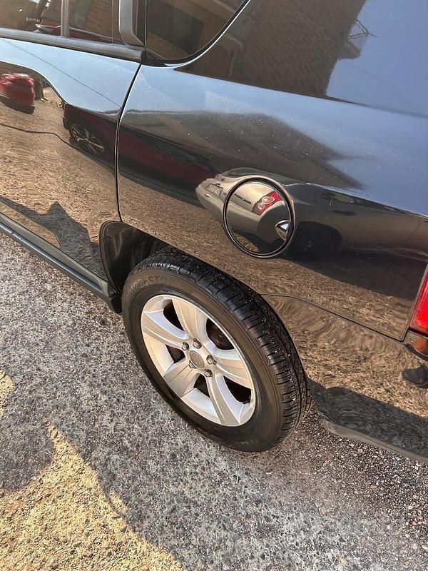 Usata Jeep Compass 163 CV (119 kW) 2011 Nero SUV