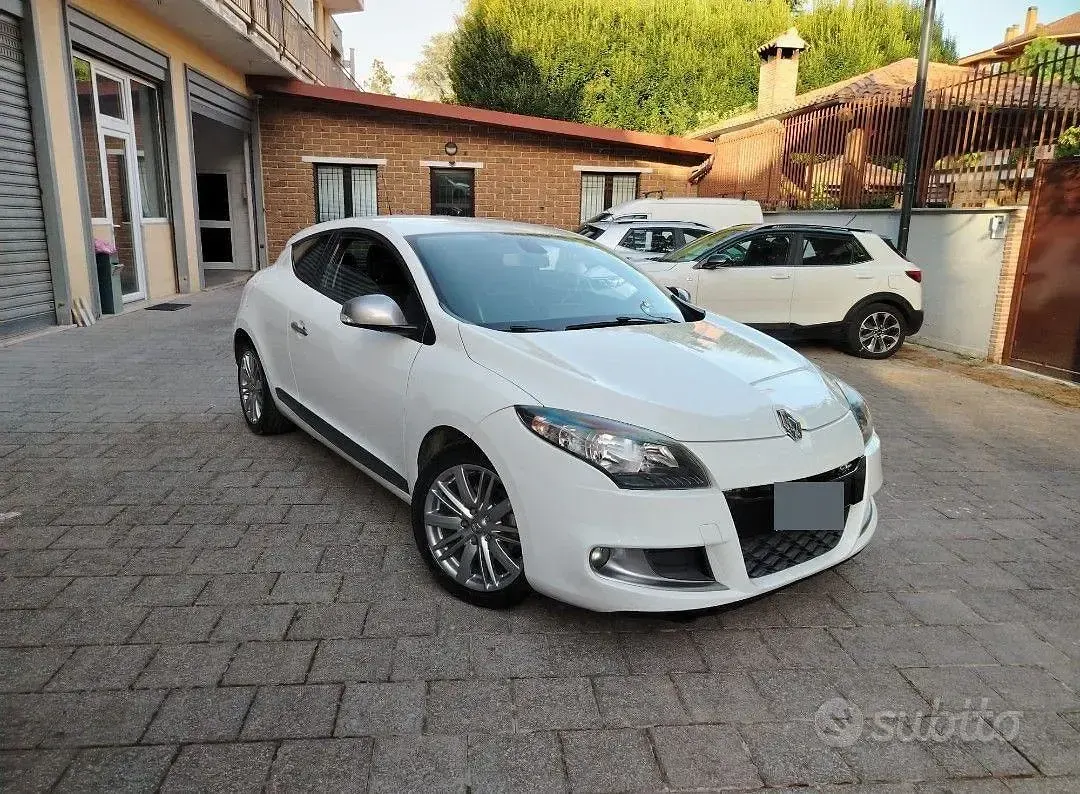 Usata Renault Mégane Coupé GT-Line 110 CV (80 kW) 2011 Bianco Coupé