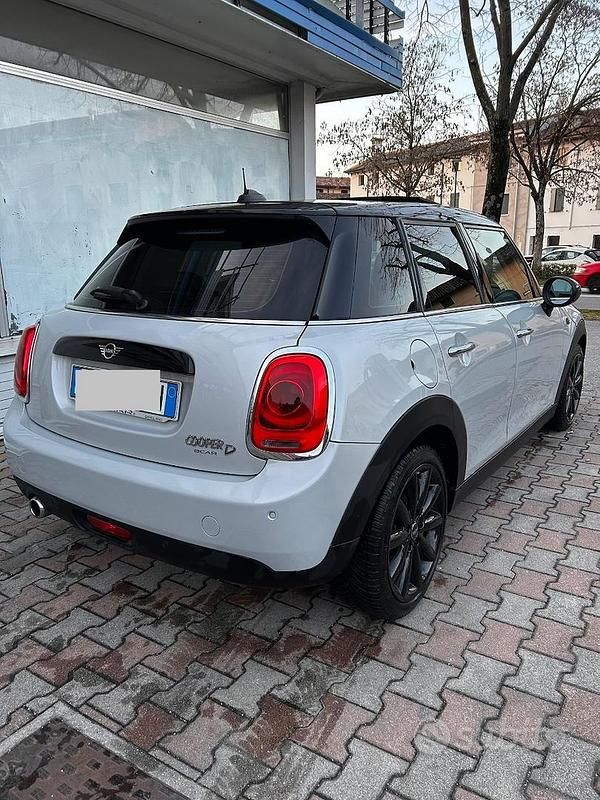 Usata Mini Cooper D Hype 116 CV (85 kW) 2018 Grigio Utilitaria